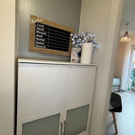 Charming In 2-min Walk To The Sea Nizza