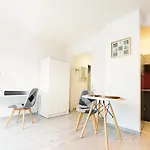 Cozy Studio, 2-min Walk To And Promenade *