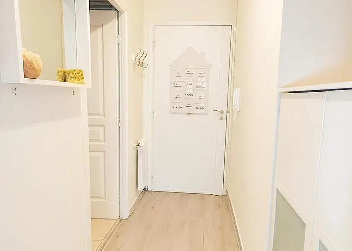 Bright And Cozy 2 Min Walk From And Promenade Des Апартаменты Ницца