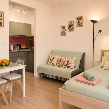 Cozy Studio, 2-min Walk To And Promenade *